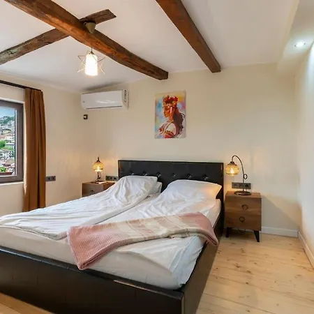 Bobevata - Entire House - Stunning View Old Town Holiday home Veliko Tarnovo