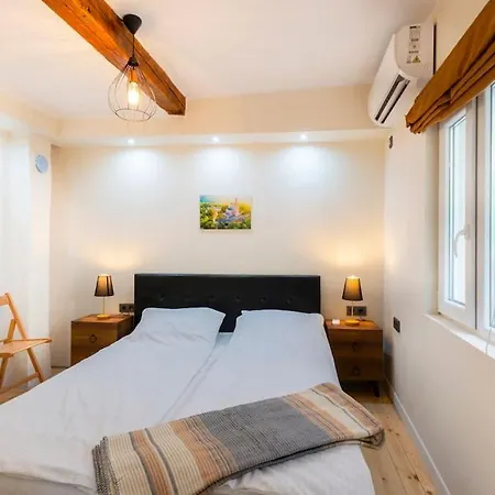 Holiday home Bobevata - Entire House - Stunning View Old Town Veliko Tarnovo