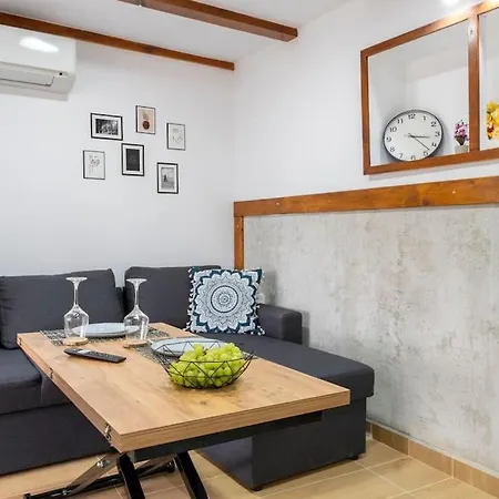Holiday home Bobevata - Entire House - Stunning View Old Town *